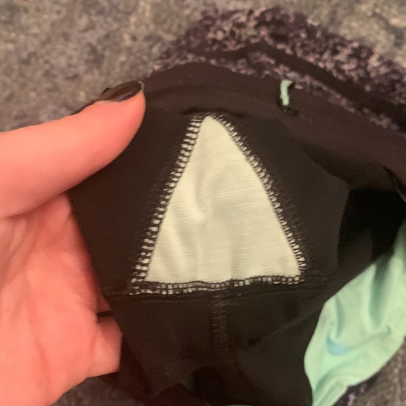 RARE: Lululemon Pace Setter Skirt - Picture 7 of 7